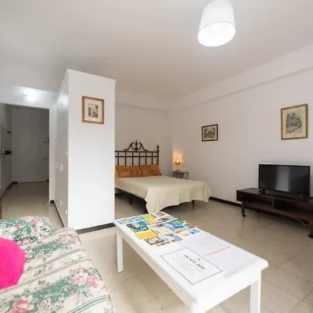 Loft Luminoso Y Amplio Muy Cerca De Las Canteras Las Palmas Exterior photo